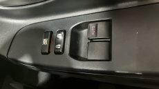 Toyota Yaris 1.33 VVT-i Icon 5dr Petrol Hatchback